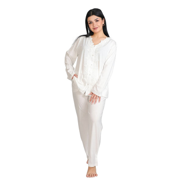 Women's two-piece pajama set with a delicate pattern and feminine touch from Simsim 
