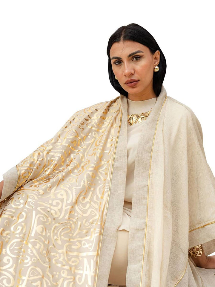 قفطان بيج بخطوط عربية