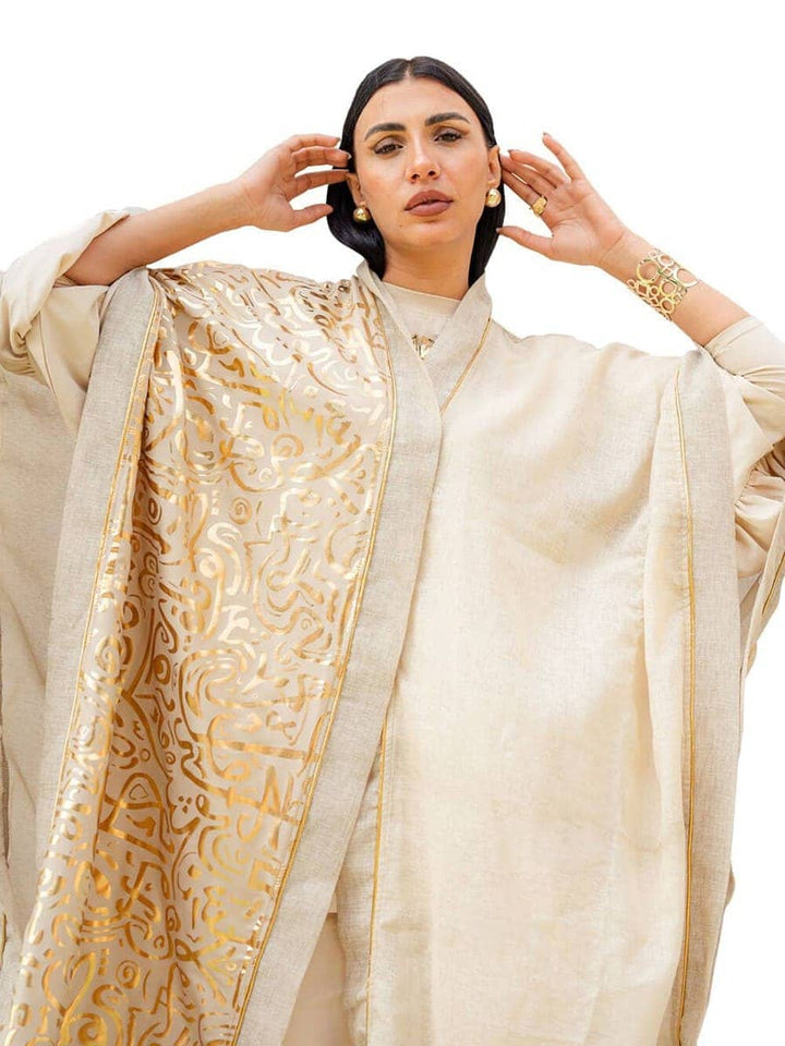 قفطان بيج بخطوط عربية