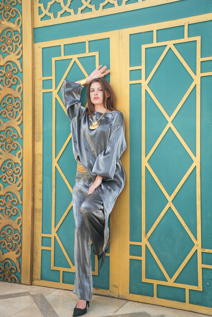 طقم حريمي شمر جراي أنيق للمناسبات