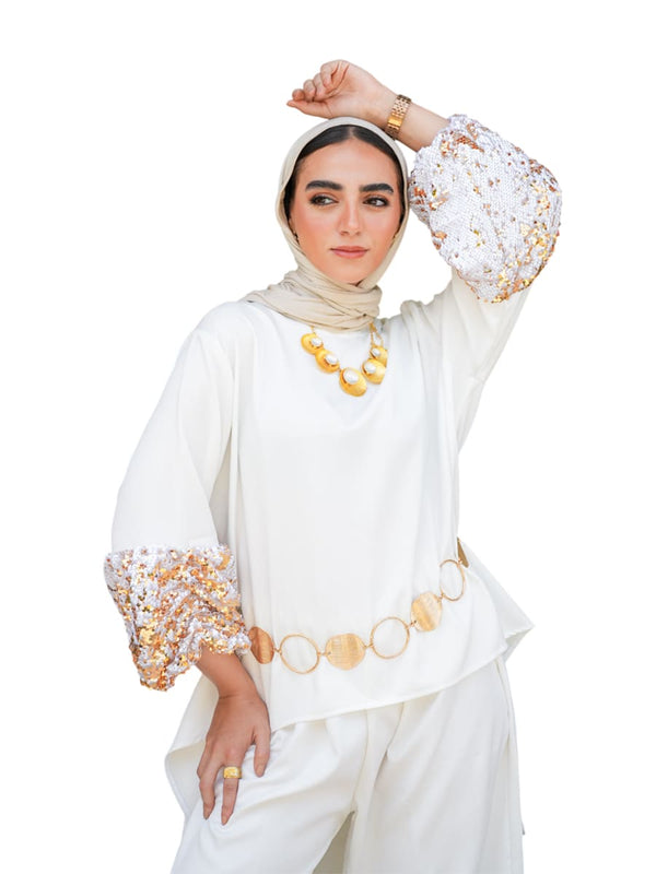 Elegant and luxurious women's outfit for special occasions 