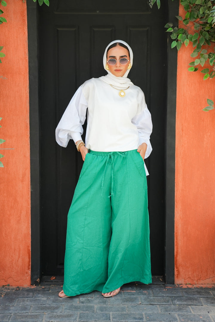 توب حريمي أنيق بتصميم كلاسيكي