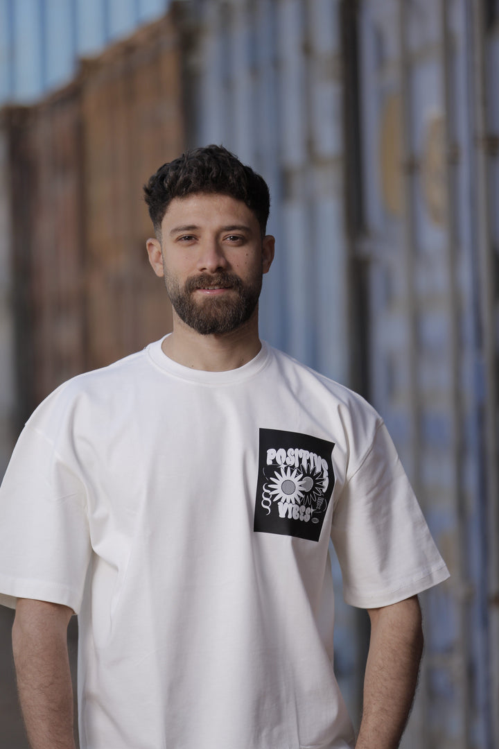 "Positive Vibes" Oversized T-shirt (Printed).