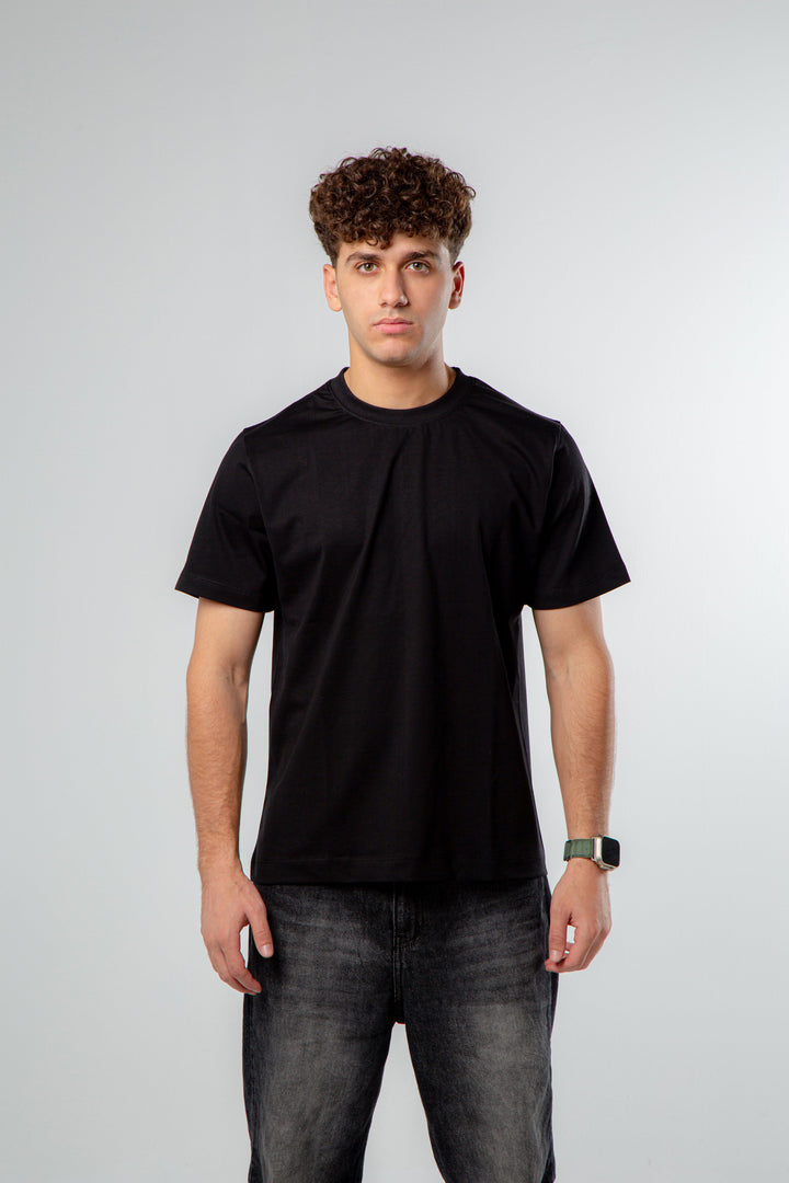 Regular Fit T-Shirt – Legendary Black.
