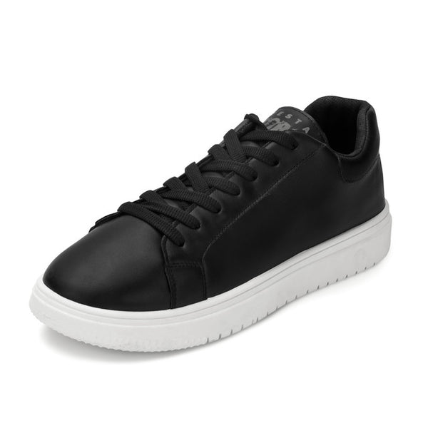 Men's casual sneakers with durable stitching and a modern touch