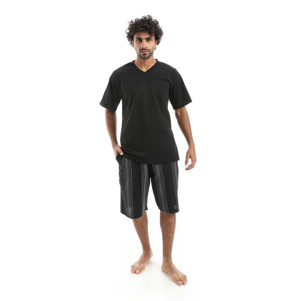 Men's V-neck pajama set with shorts, made from 100% cotton