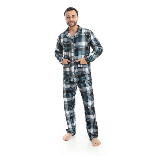 Turquoise pajama set with square buttons, made of soft and comfortable material