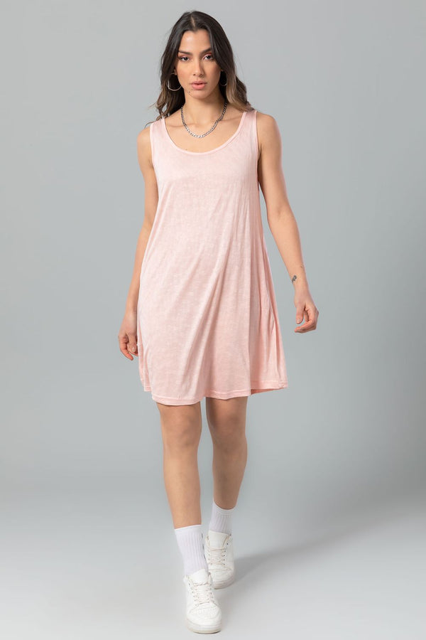 Women's sleeveless nightgown with round neck